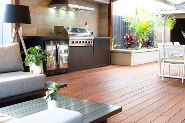 Outdoor Room, insulated roof kitchen, deck - Berwick - Australia